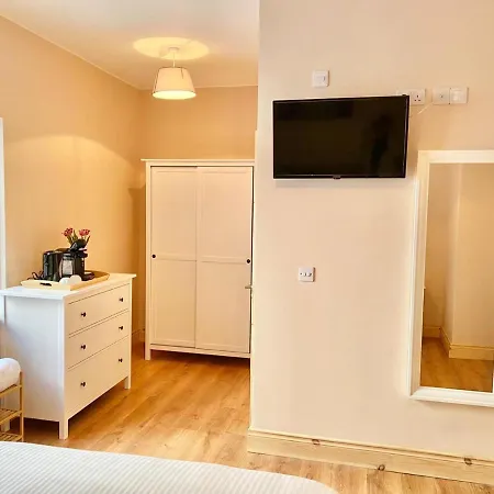 Feeney's Audubon Oda ve Kahvaltı