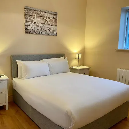 Feeney's Audubon Bed & Breakfast *
