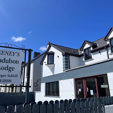 Feeney's Audubon Bed & Breakfast *